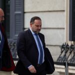 Ábalos desvincula su salida del Gobierno del cese de los contratos de la empresa de Koldo García